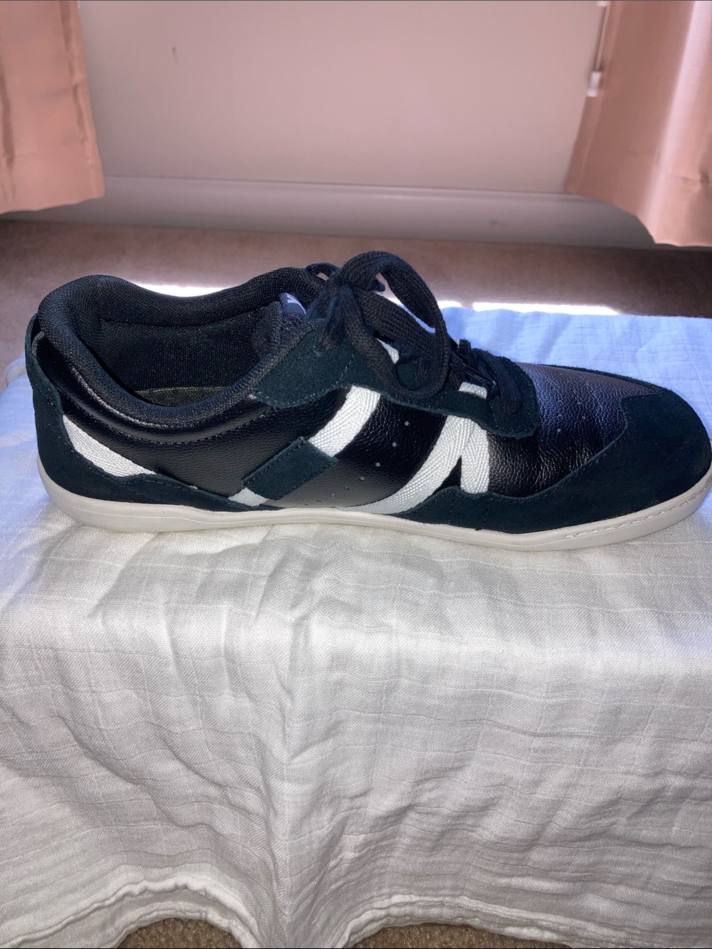 Women's Black & White Sneakers - Picture 5 of 14